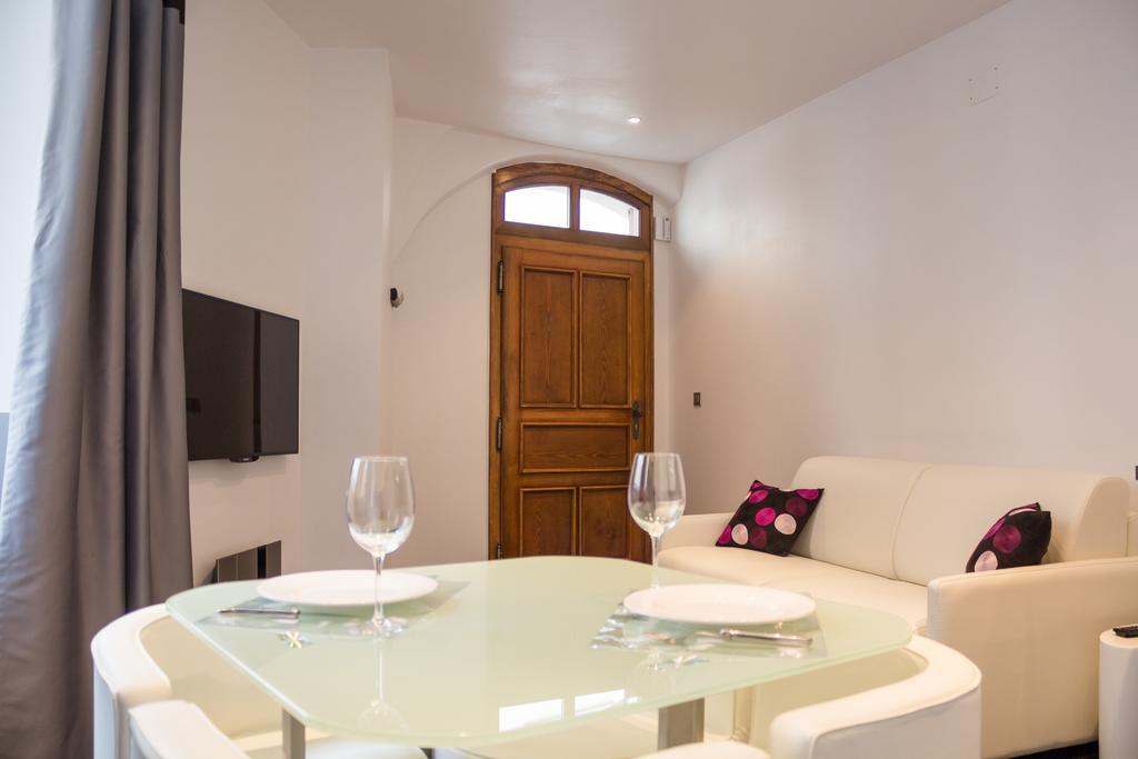 My Sweet Homes - Appartements Avec Spa Colmar Ruang foto