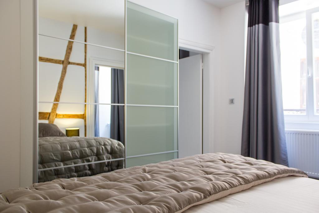 My Sweet Homes - Appartements Avec Spa Colmar Ruang foto